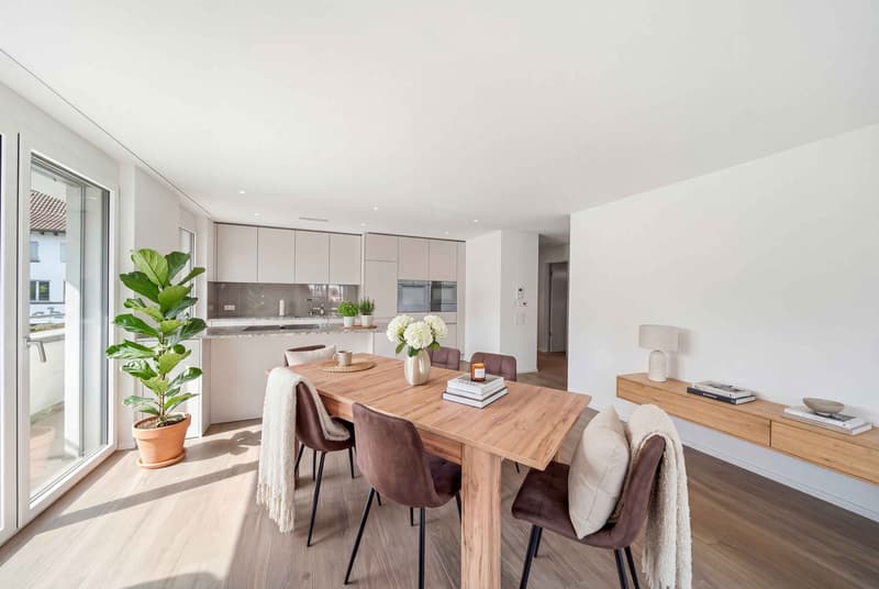 MODERNE 3.5-ZIMMER-EIGENTUMSWOHNUNG MIT BALKON UND MINERGIE-STANDARD (1)