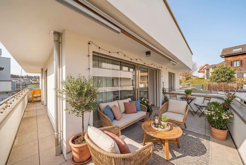 MODERNE 3.5-ZIMMER-EIGENTUMSWOHNUNG MIT BALKON UND MINERGIE-STANDARD (7)
