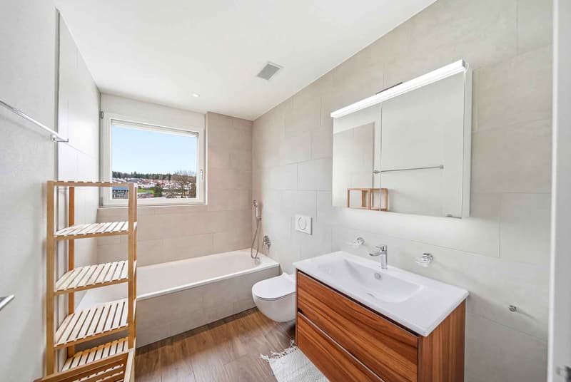 MODERNE 3.5-ZIMMER-EIGENTUMSWOHNUNG MIT BALKON UND MINERGIE-STANDARD (6)