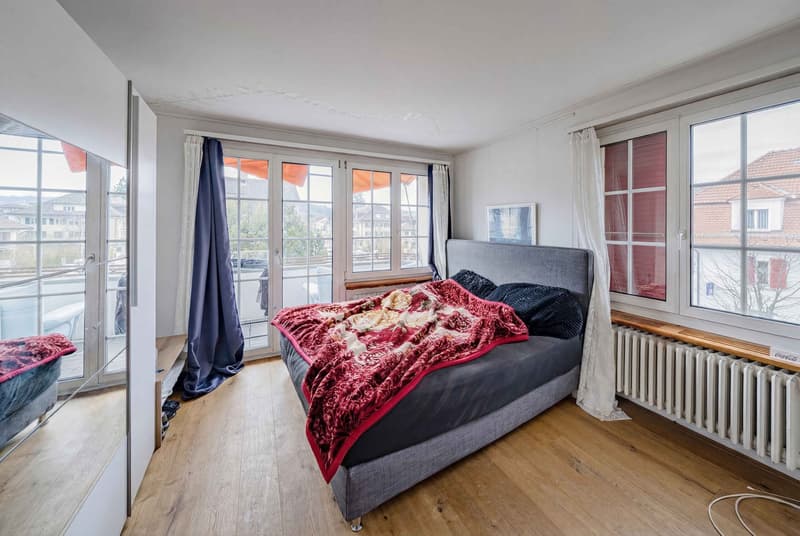 ERTRAGSSTARKES WOHN- UND GESCHÄFTSHAUS MIT RESTAURANT UND WOHNUNGEN (6)