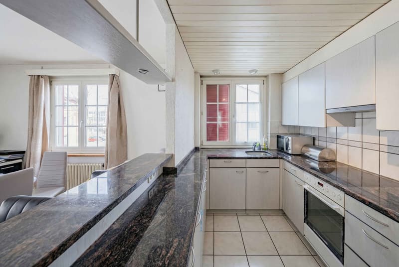 ERTRAGSSTARKES WOHN- UND GESCHÄFTSHAUS MIT RESTAURANT UND WOHNUNGEN (5)