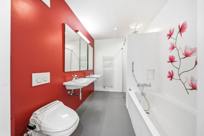 MODERNE 4.5-ZIMMER-WOHNUNG MIT ZWEI VERGLASTEN LOGGIAS IN BISCHOFSZELL (6)