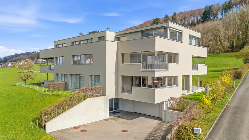 MODERNE 4.5-ZIMMER-WOHNUNG MIT ZWEI VERGLASTEN LOGGIAS IN BISCHOFSZELL (8)