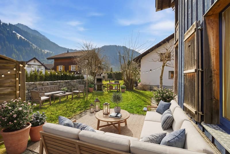 EIN HAUCH SKANDINAVIEN IM KANTON SCHWYZ - 8.5 ZIMMERHAUS (6)