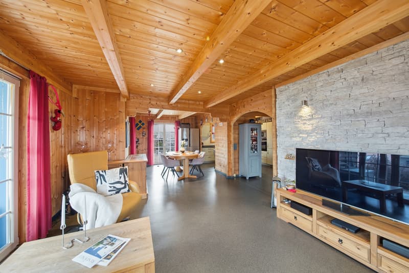 DURCHDACHTES 4.5-ZIMMER-EINFAMILIENHAUS MIT TERRASSE UND CARPORT (2)