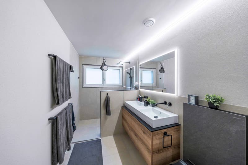 PFIFFIGE 4.5 ZIMMER TERRASSENWOHNUNG IM BEUNDENFELD (7)