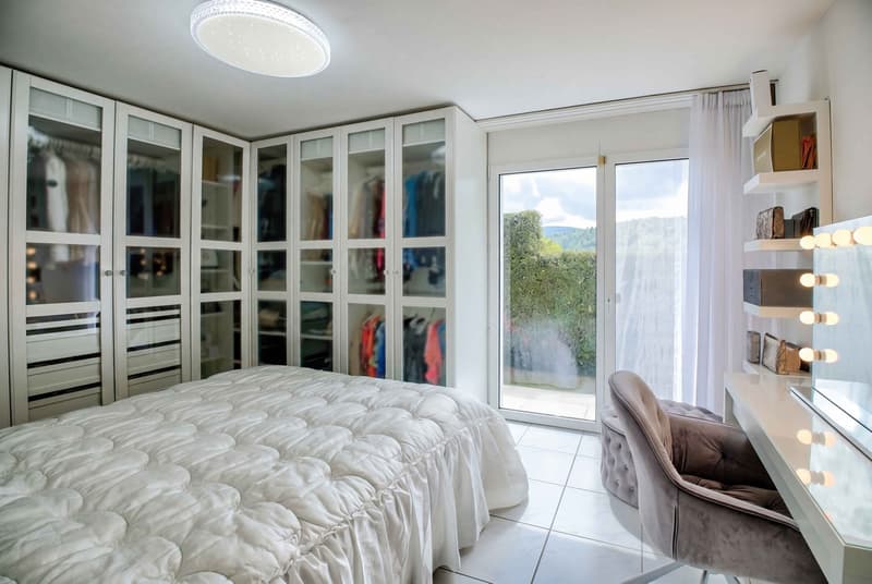 FREISTEHEND AM HANG - 5.5 ZIMMER EINFAMILIENHAUS (5)