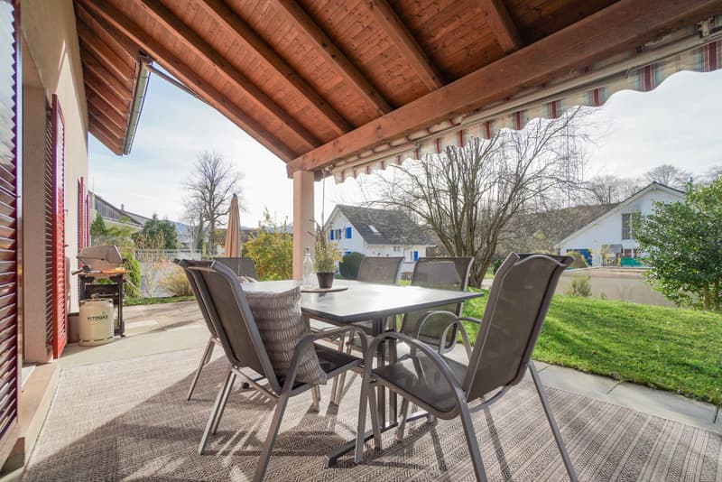 FAIRLY PRICED, DETACHED AND WELL MAINTAINED - 5.5 ROOM DETACHED HOUSE (7)