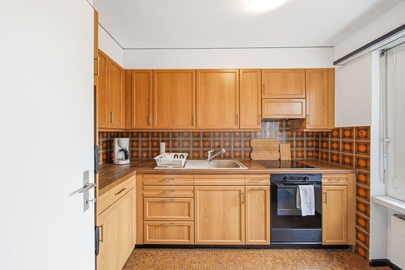 A1 LOCATION ON THE GROUND FLOOR - 2.5 ROOM APARTMENT IN WÜRENLOS (3)