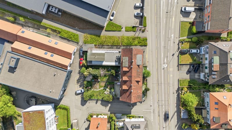 MERAVIGLIA D'USO A OLTEN - CASA RESIDENZIALE E COMMERCIALE (7)