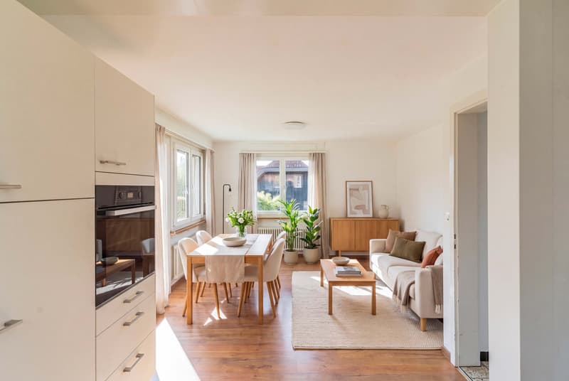 FREISTEHENDES EINFAMILIENHAUS MIT GROSSEM GARTEN UND WEITBLICK (5)