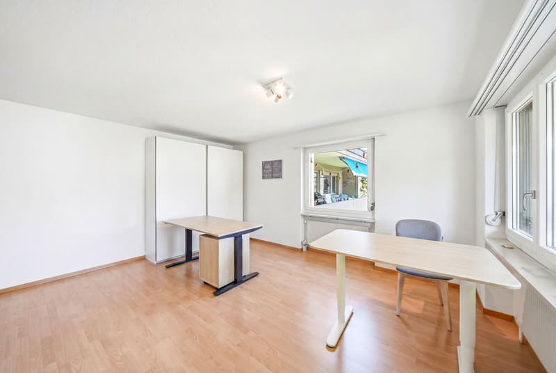 ÜBERRASCHEND VIEL PLATZ - 2.5 ZIMMER AUF 63 M² (4)