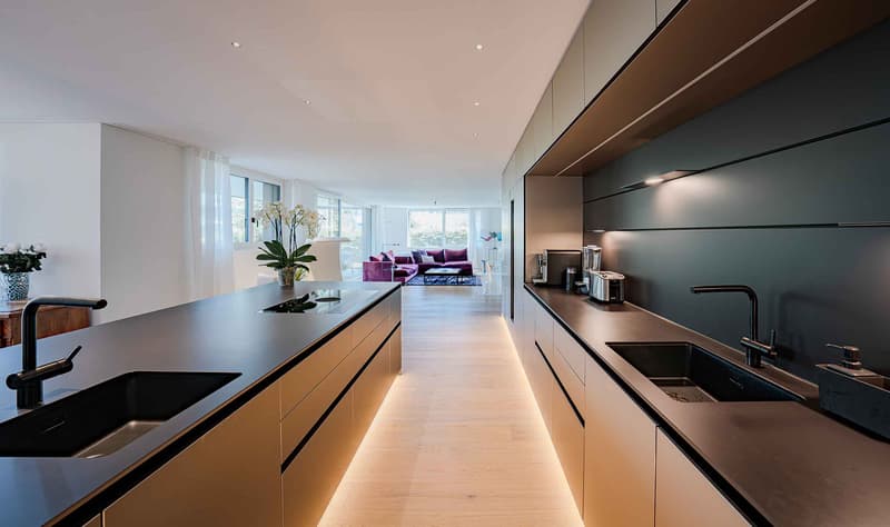 MODERNE ELEGANZ AM SEEUFER - 2024 ERBAUTE DESIGNERWOHNUNG IN LACHEN (5)