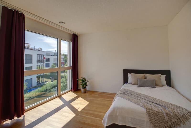 GROSSZÜGIGE 2.5 ZIMMER WOHNUNG MIT WINTERGARTEN (3)