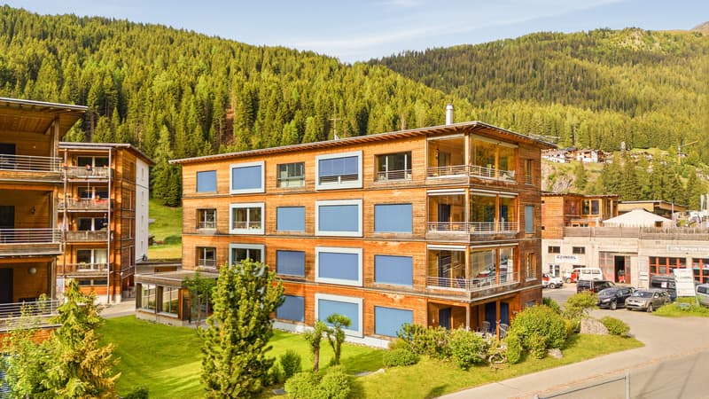 HOCHWERTIGE 3.5 ZIMMER GARTENWOHNUNG ZENTRAL IN DAVOS (7)