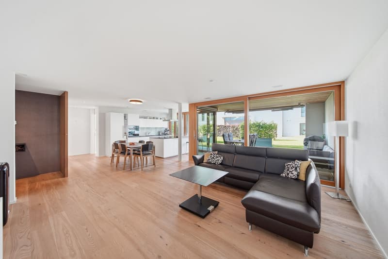 2.5 ZIMMER GARTENWOHNUNG AUF 85 M² - TOPMODERNE ARCHITEKTUR (2)