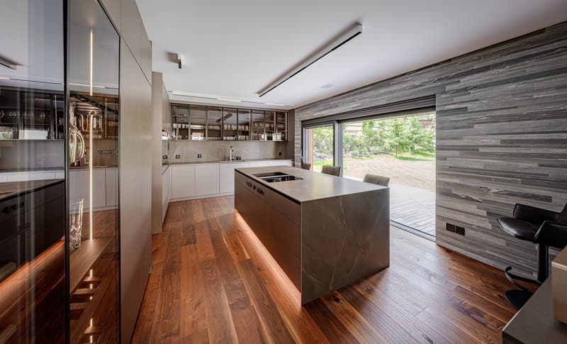 EXKLUSIVES LUXUSANWESEN TRIFFT ALPENARCHITEKTUR (3)