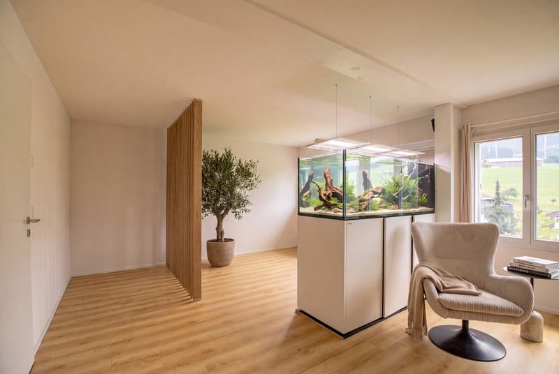 STILVOLLES 6.5 ZIMMER DOPPELEINFAMILIENHAUS MIT MODERNSTEM AUSBAUSTANDARD (5)