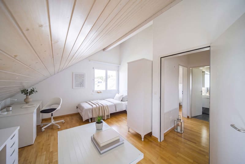 WOHNEN AUF ZWEI EBENEN -  DACHMAISONETTE IN BASSERSDORF (4)