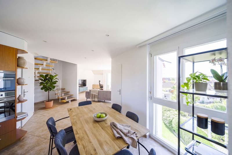 WOHNEN AUF ZWEI EBENEN -  DACHMAISONETTE IN BASSERSDORF (2)