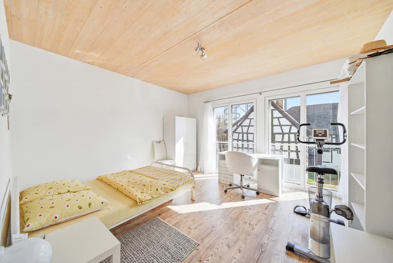 HAUSGEFÜHL PUR - 3.5 ZIMMER WOHNUNG MIT GROSSEM GARTEN (4)