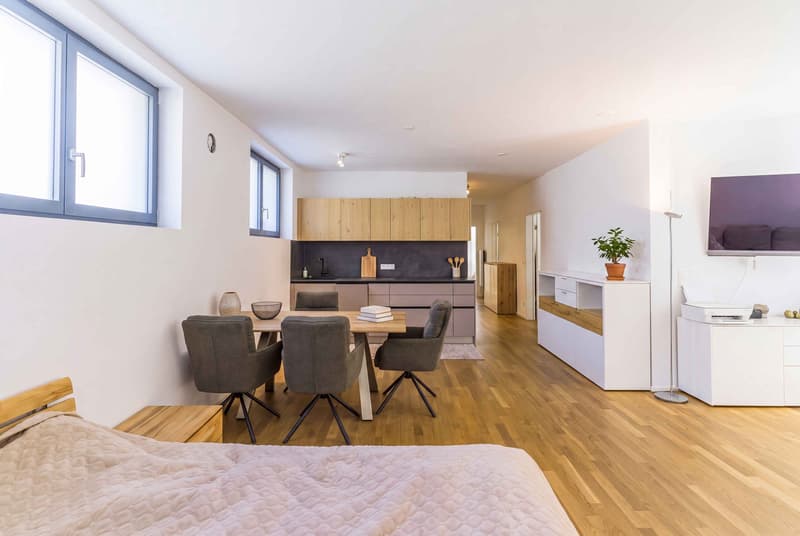 MODERN UND ZENTRAL IN ALLSCHWIL - WOHNUNG MIT GARTENSITZPLATZ (3)