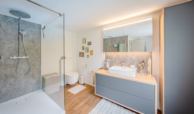 FÜRSTLICH WOHNEN AUF DEM LANDE - 9.5 ZIMMERHAUS MIT WELLNESS OASE (6)