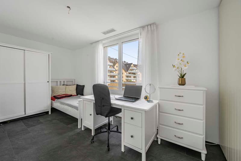 MODERNE MINERGIE-WOHNUNG MITTEN IM LEBEN (3)
