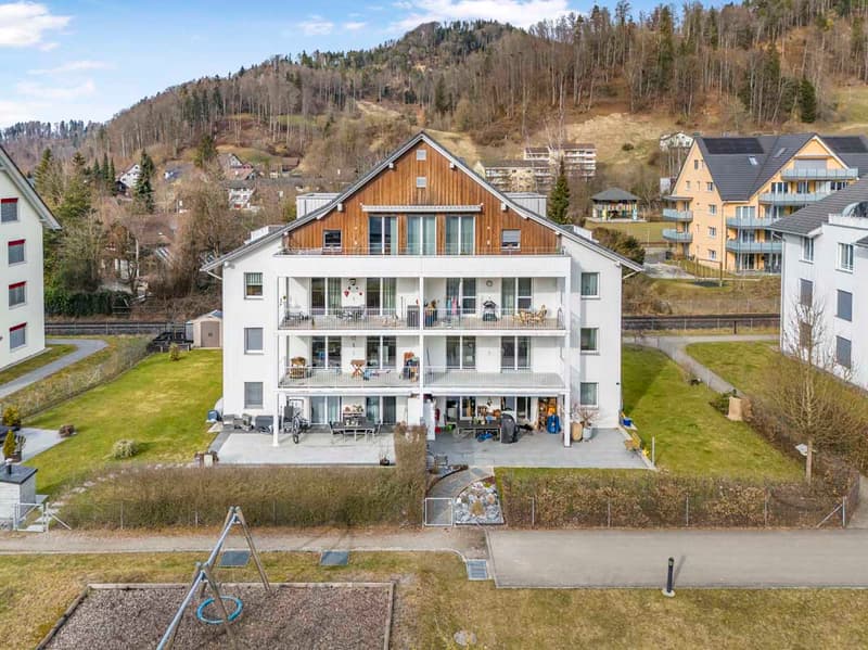 MODERNE MINERGIE-WOHNUNG MITTEN IM LEBEN (7)