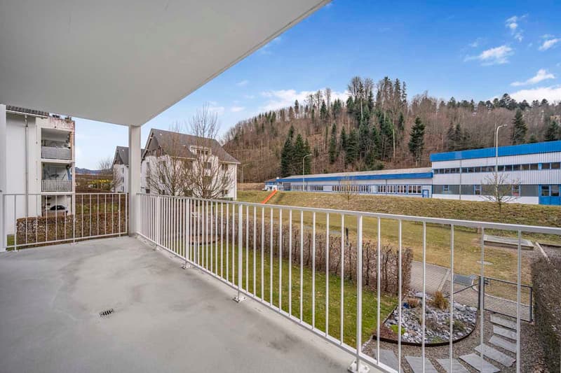 MODERNE MINERGIE-WOHNUNG MITTEN IM LEBEN (6)