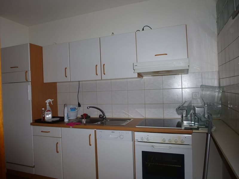 Helle geräumige 2-Zimmerwohnung sucht Nachmieter (3)