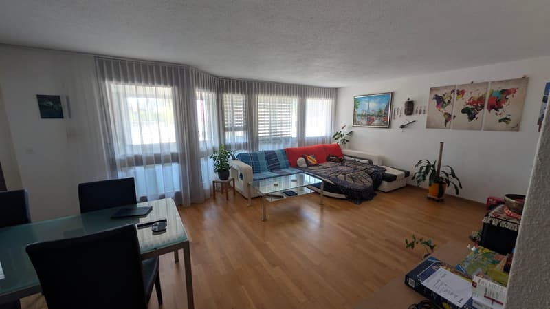 3.5 Zi-Wohnung beim Bahnhof mit Terrasse & Gratis Parkplatz (2)