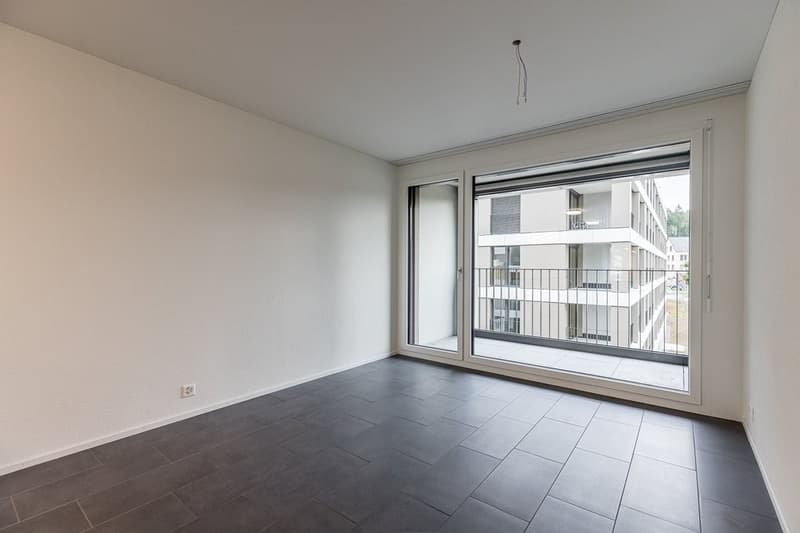 123-11-0503-Essbereich_mit_kleinem_Balkon.jpg