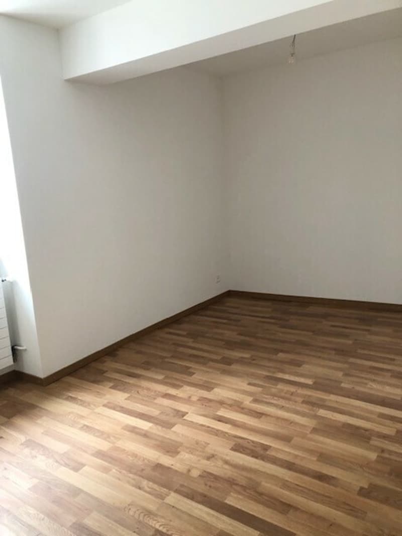 3 pièces entièrement rénové, Neuve 6, La Chaux-de-Fonds (4)