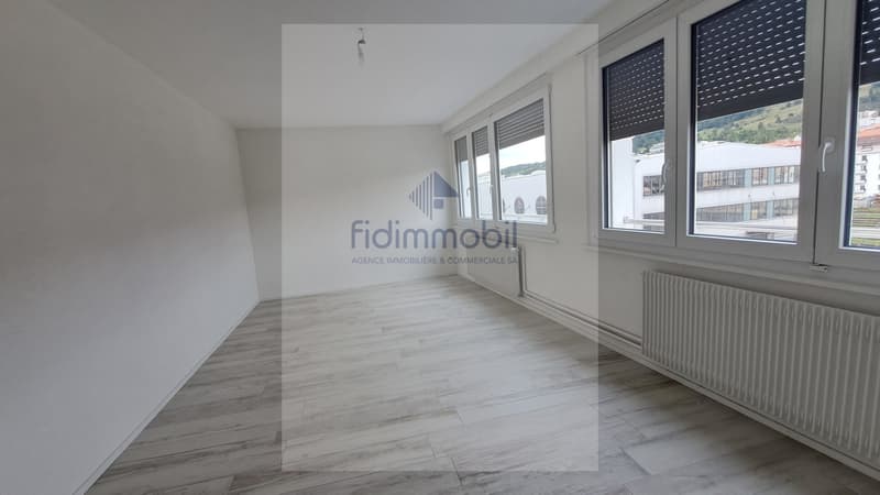 Appartement 2,5 pièces dans immeuble récemment rénové (3)