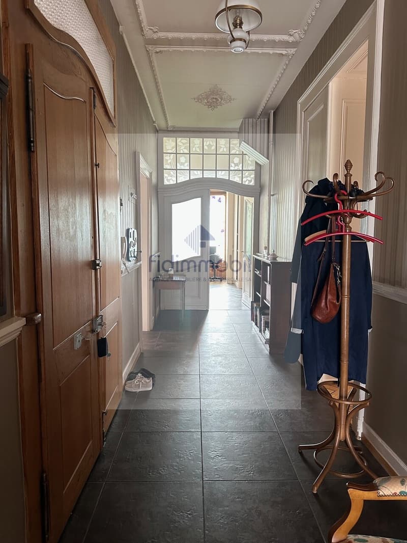 Un appartement de caractère au coeur de La Chaux-de-Fonds (4)