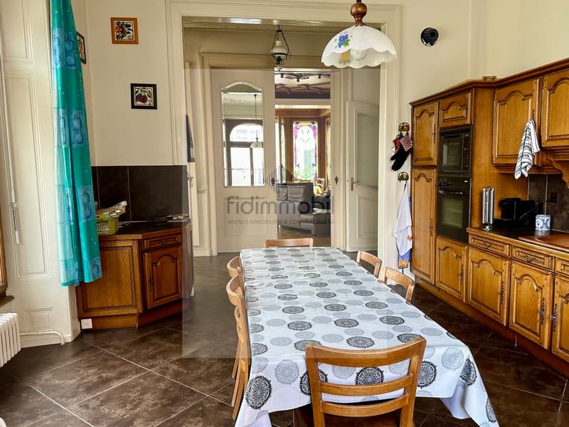 Un appartement de caractère au coeur de La Chaux-de-Fonds (5)