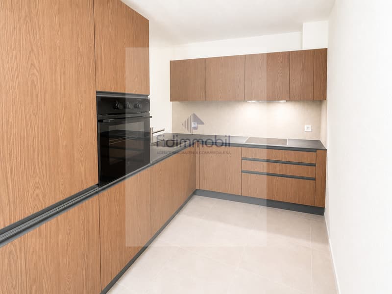 Appartement entièrement rénové au centre-ville (1)