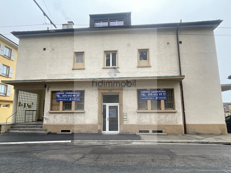 Spacieux local polyvalent idéalement situé (1)