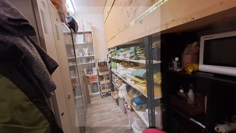Surface commerciale, 142 m2, Pl. du Marché 5, St-Imier (11)