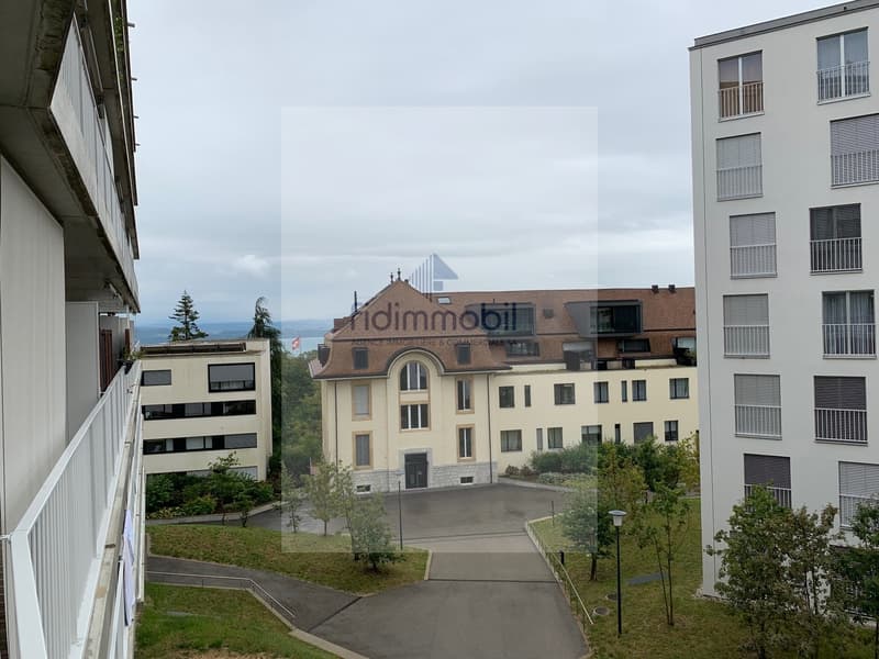 MAGNIFIQUE APPARTEMENT PROCHE DE TOUTES LES COMMODITES (11)