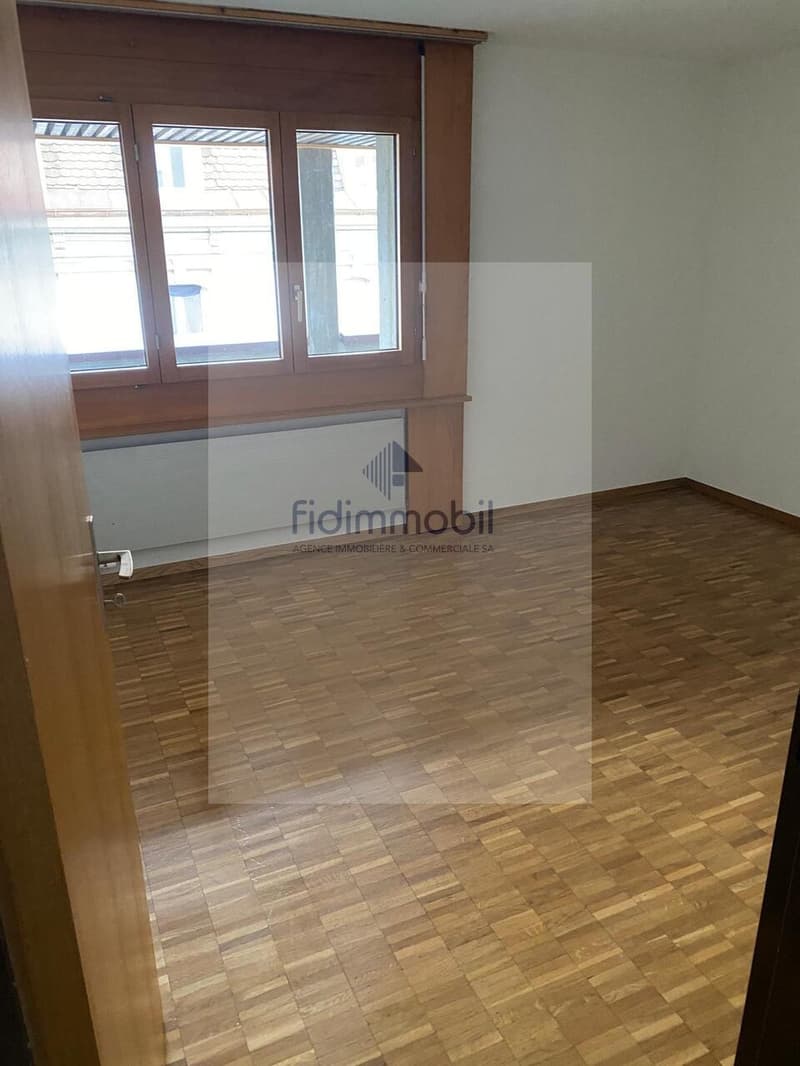 Splendide appartement ancien au charme authentique (8)