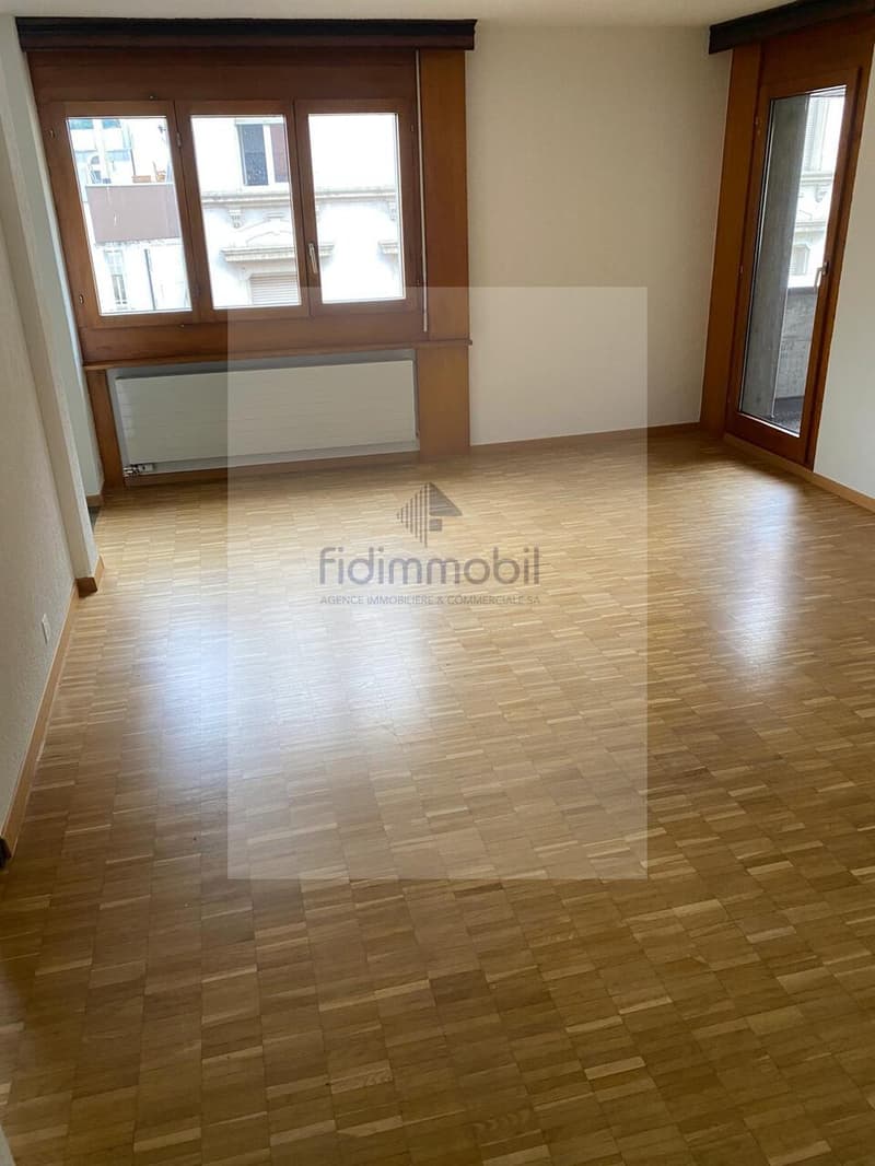 Splendide appartement ancien au charme authentique (5)