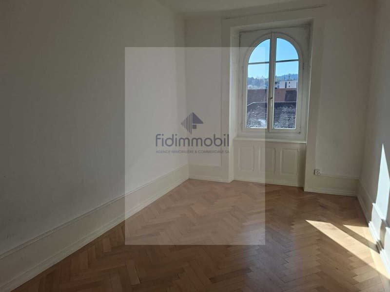 Magnifique appartement de 3,5 pièces, entièrement rénové, Rue Numa-Droz 171, la Chaux-de-Fonds (6)