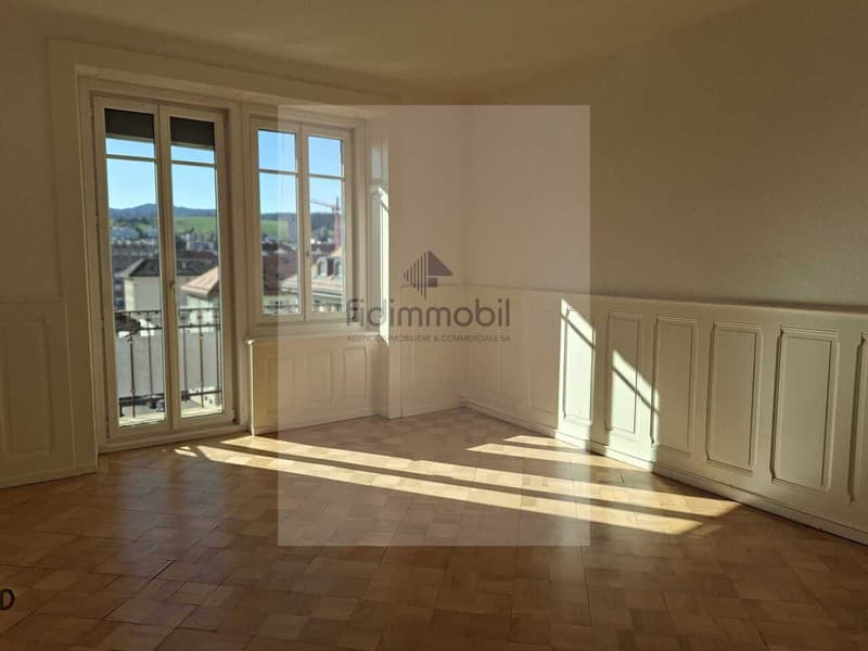 Magnifique appartement de 3,5 pièces, entièrement rénové, Rue Numa-Droz 171, la Chaux-de-Fonds (4)