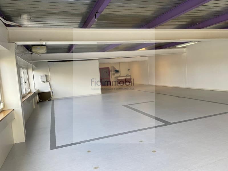 Local commercial / artisanal de 172 m² à louer à Bevaix (6)