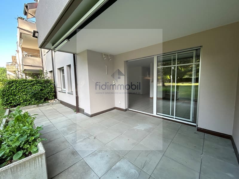 GRAND APPARTEMENT DE 2.5 PIÈCES AU REZ AVEC TERRASSE (9)