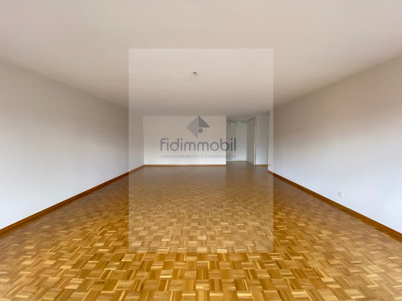 4 pcs 144 m2,Possibilité de louer en bureau, Léopold-Robert 58, Chx (9)