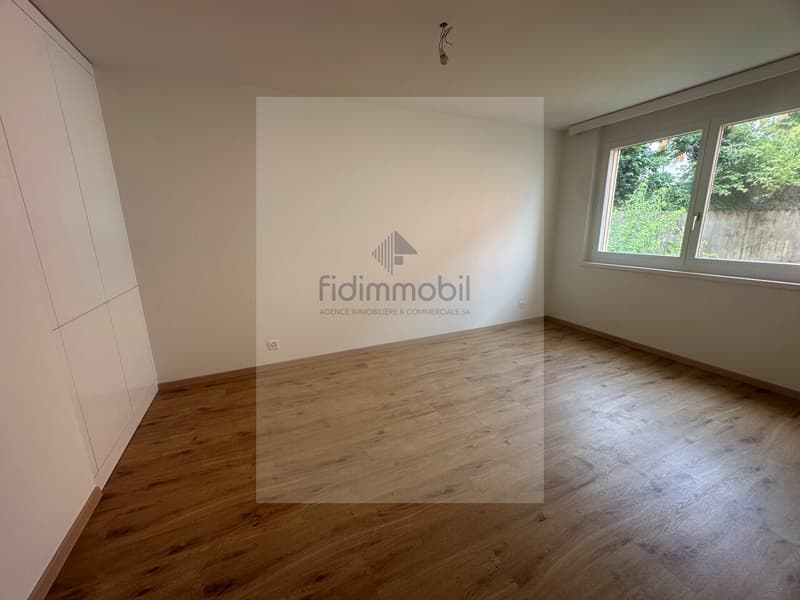 Magnifique appartement entièrement rénové (8)