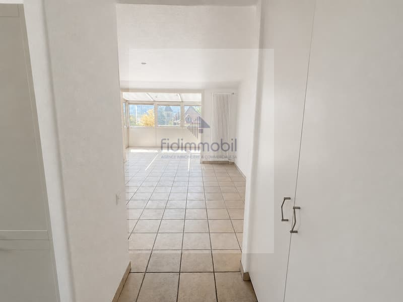 Charmant 3 pièces avec belle terrasse dégagée (2)